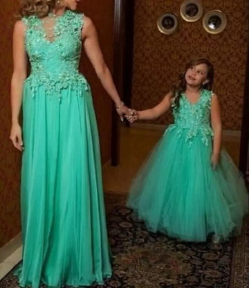 Green V-neck Mommy-Daughter Matching Party Dress MGD005