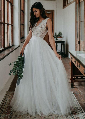 Tulle Lace V Neck Wedding Dress BWD356