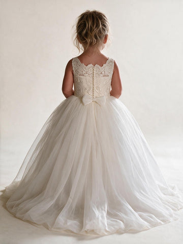 White Tulle Flower Girl Dress 5-6 Yrs ACH154