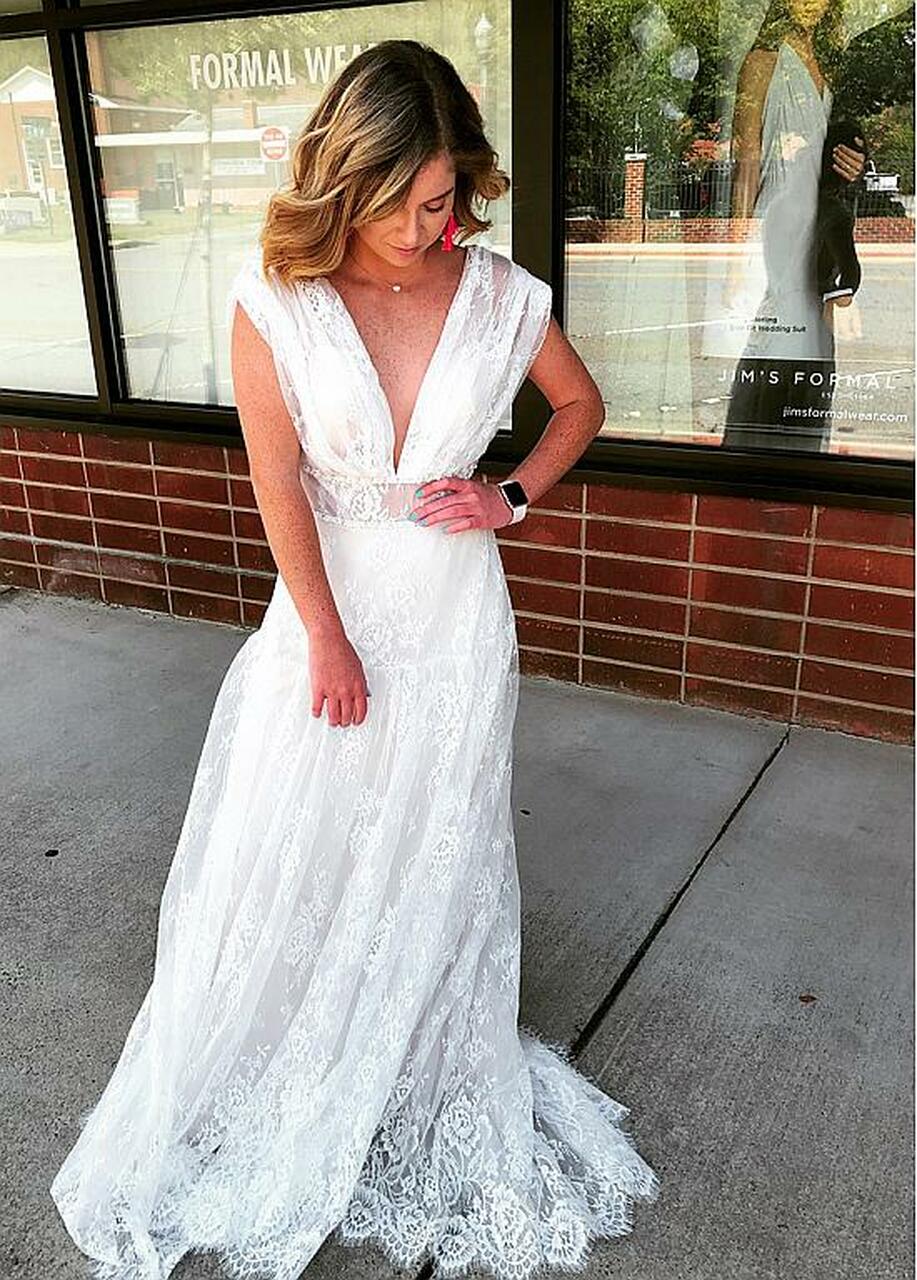 V Neck Lace Wedding Dress BWD337