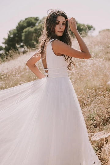 V Neck Tulle Wedding Dress BWD336