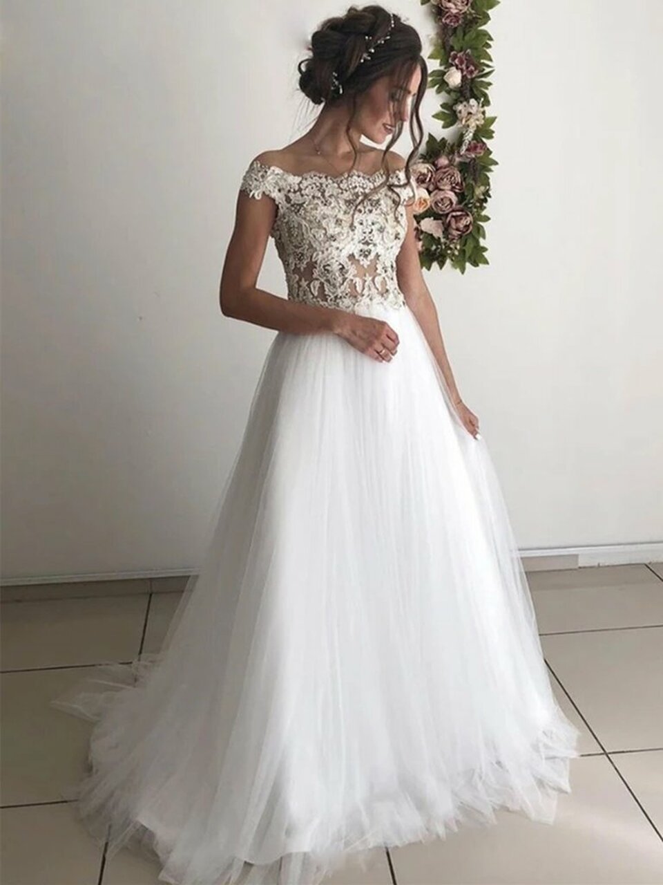A Line Lace Wedding Dress BWD396