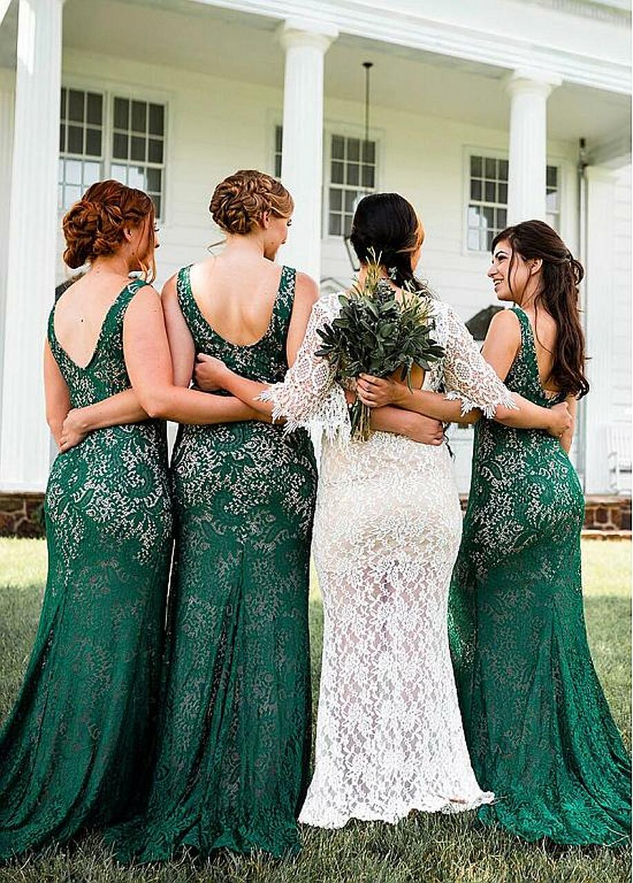 Dark green hotsell lace bridesmaid dresses