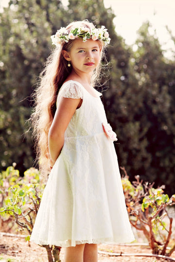 Scoop Lace Short Flower Girl Dresses With Sweetheart Back BCH003