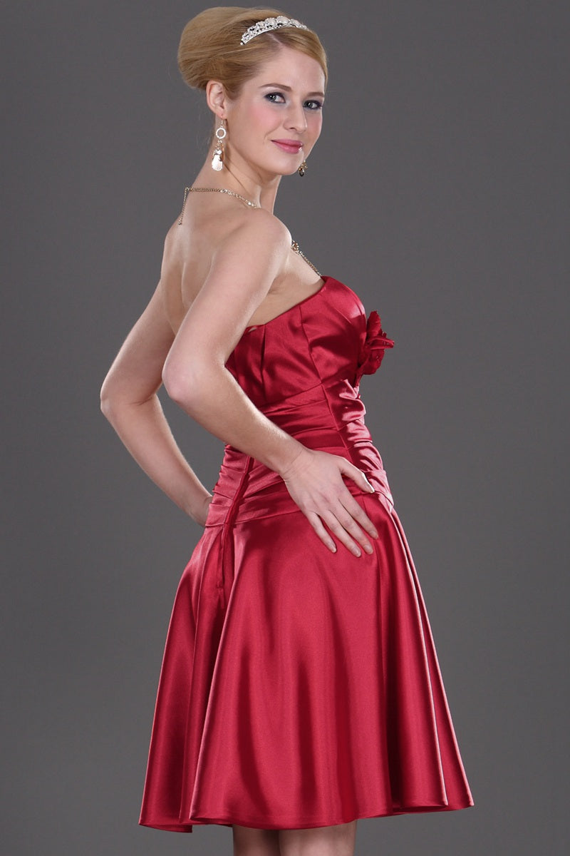 Short red on sale satin dress
