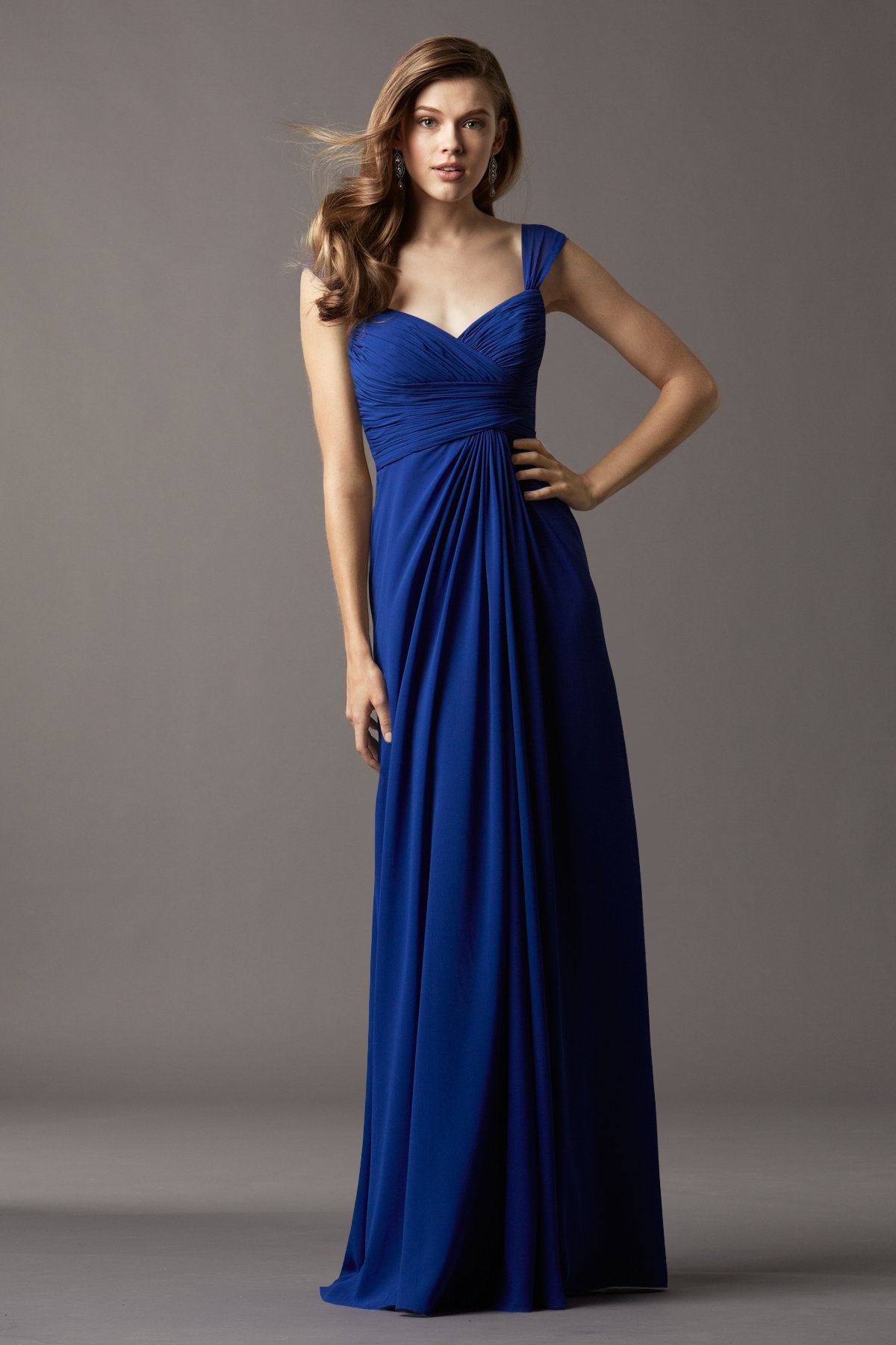 Royal Blue Chiffon A-line V-neck Floor-length Vintage Bridesmaid Dress(BD764)