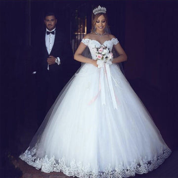 Off the Shoulder Princess Full Fuller Figure Ball Gown Wedding Dress BWD066